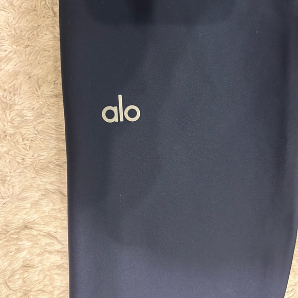NWT alo yoga airlift leggings - Picture 6 of 6